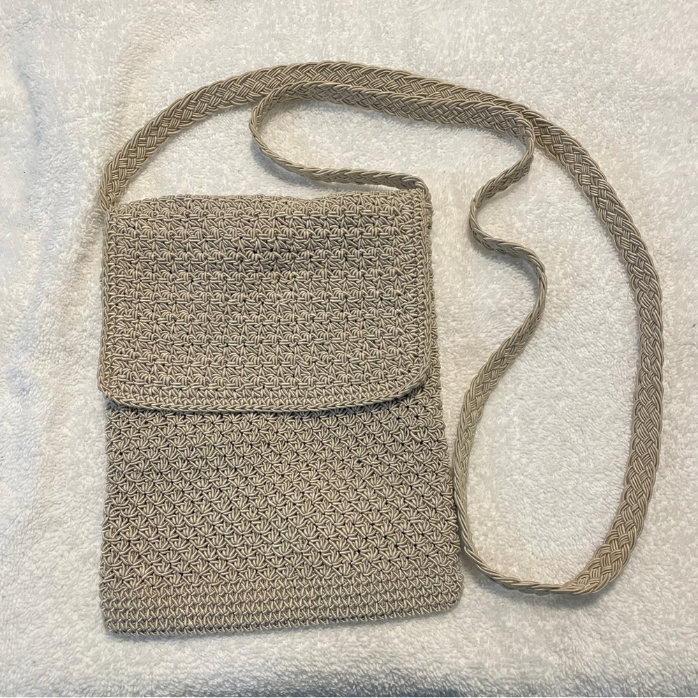 Tan/Oat crochet crossbody bag